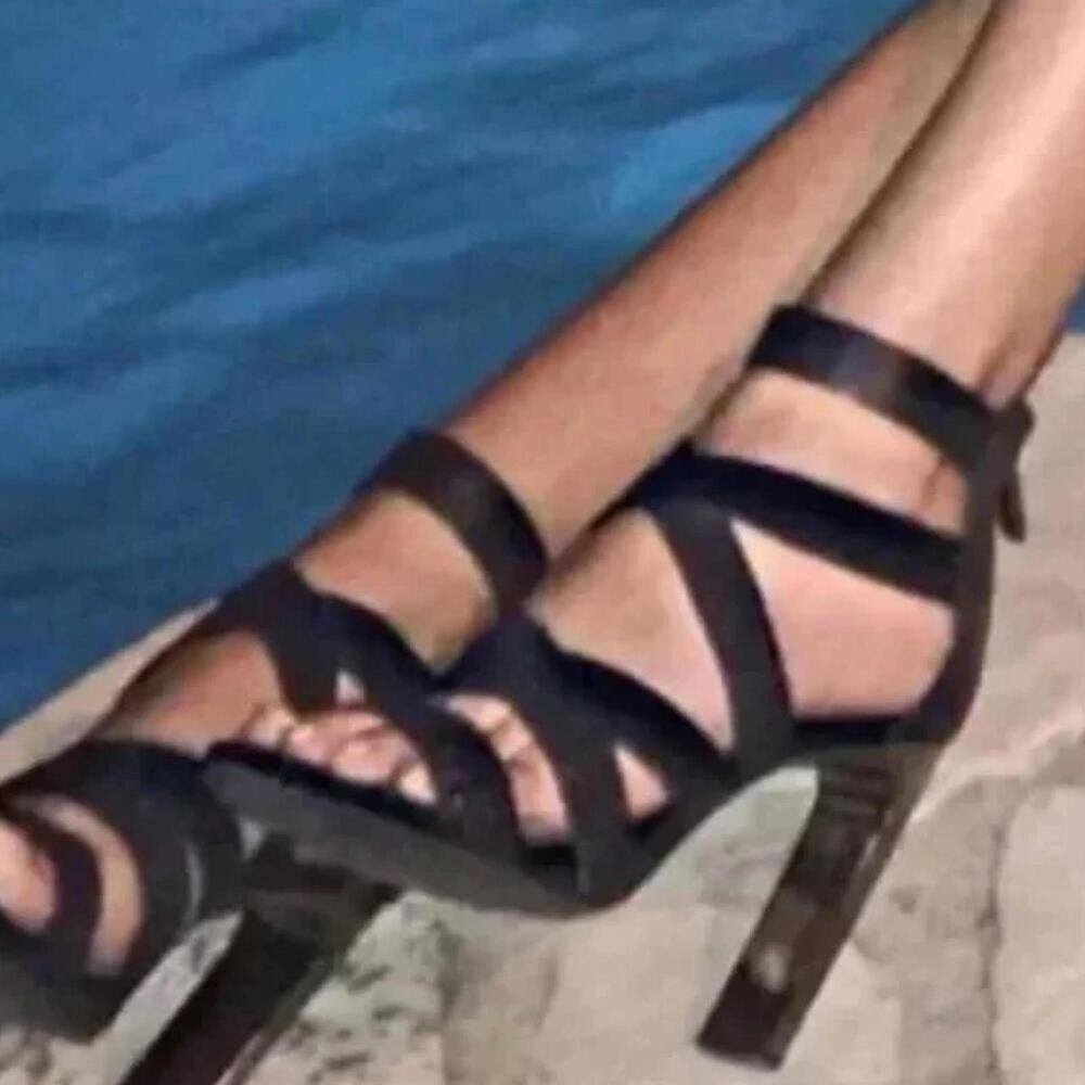 Bcbg black strappy heels size 9 - Picture 6 of 7